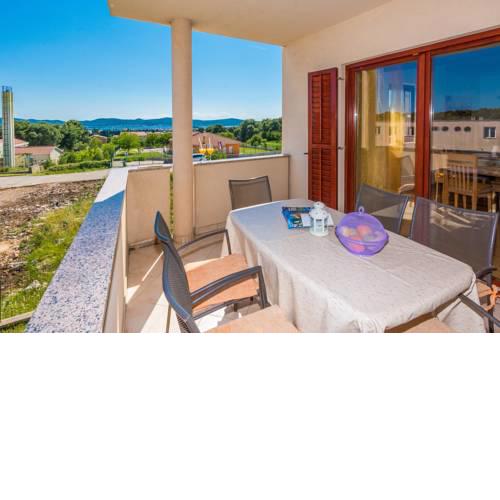 Apartments Blandona