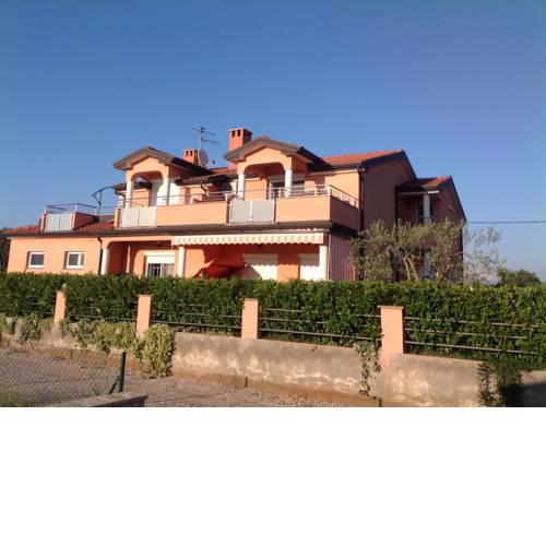 Apartments Brnada