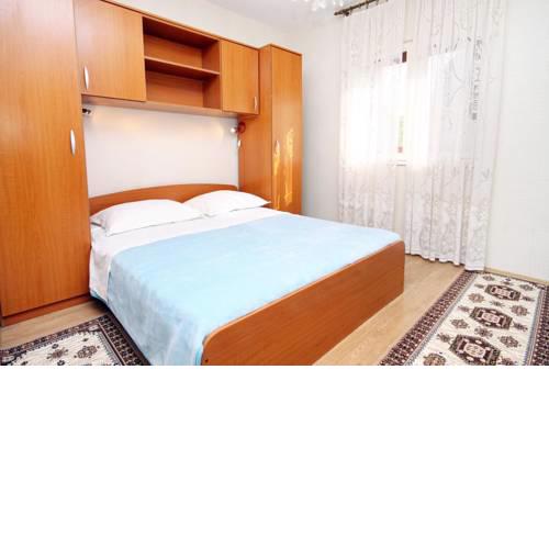 Apartments by the sea Arbanija, Ciovo - 6062