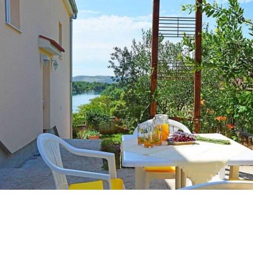Apartments by the sea Bilice, Krka - 16904