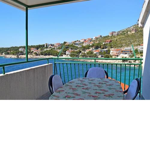 Apartments by the sea Bilo, Primosten - 4191