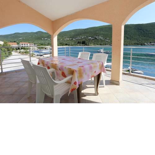 Apartments by the sea Brijesta, Peljesac - 10223