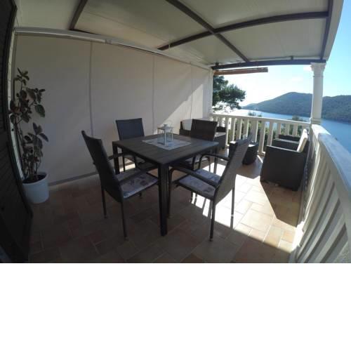 Apartments by the sea Brna, Korcula - 15730
