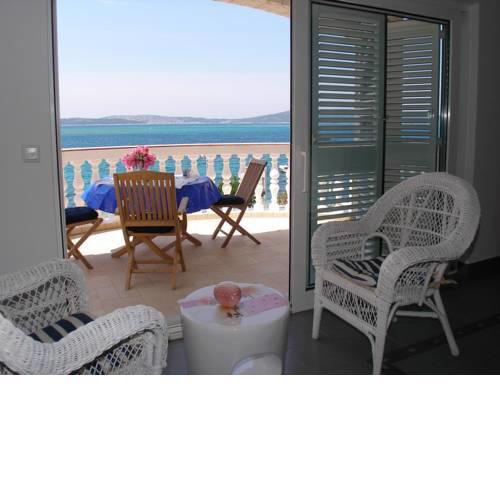 Apartments by the sea Brodarica, Sibenik - 15270