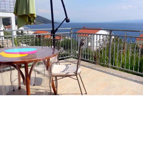 Apartments by the sea Businci, Ciovo - 7560