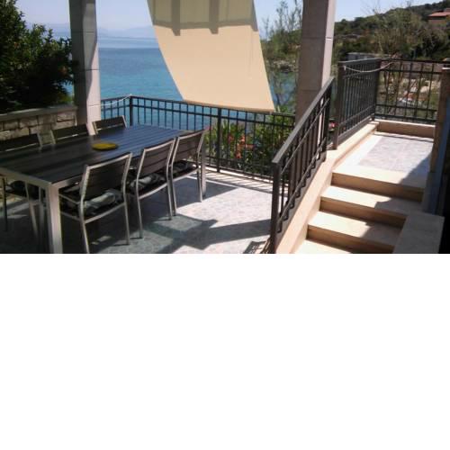 Apartments by the sea Cove Donja Kruscica - Donja Krusica, Solta - 11146