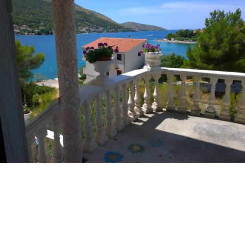 Apartments by the sea Grebastica, Sibenik - 5270