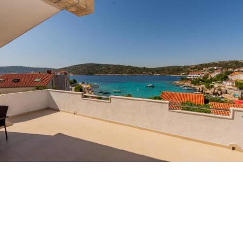 Apartments by the sea Kanica, Rogoznica - 17388