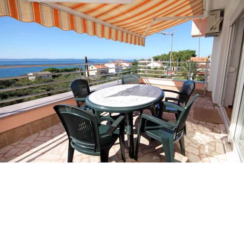 Apartments by the sea Kozino, Zadar - 5750