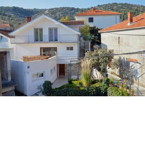 Apartments by the sea Marina, Trogir - 10238