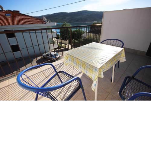 Apartments by the sea Marina, Trogir - 9438