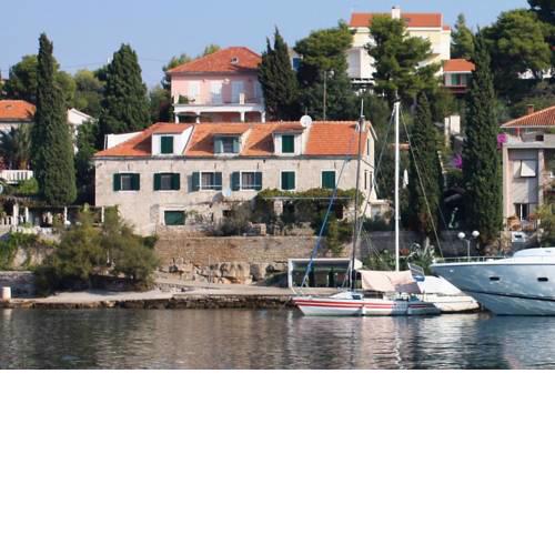 Apartments by the sea Maslinica, Solta - 5216