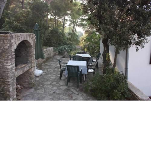 Apartments by the sea Maslinica, Solta - 772