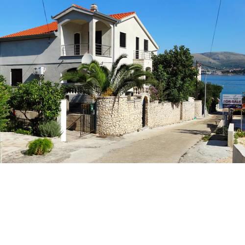 Apartments by the sea Okrug Gornji, Ciovo - 8625
