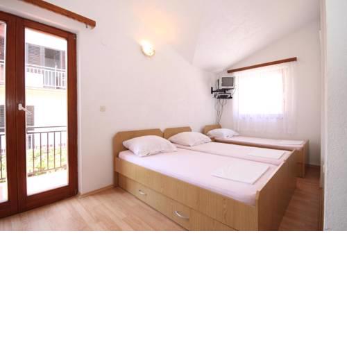 Apartments by the sea Podaca, Makarska - 6902