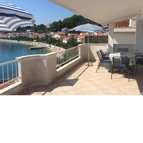 Apartments by the sea Podgora, Makarska - 11432
