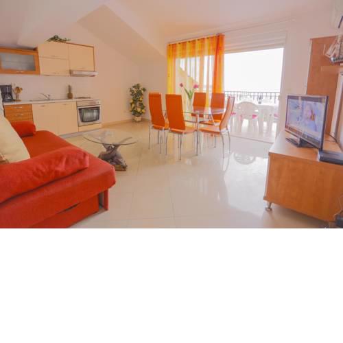 Apartments by the sea Podstrana, Split - 2769