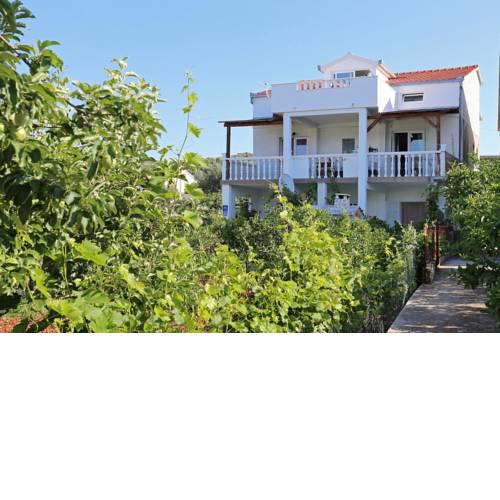 Apartments by the sea Poljica, Trogir - 10237