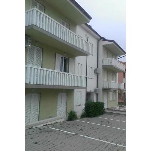 Apartments by the sea Povljana, Pag - 14101