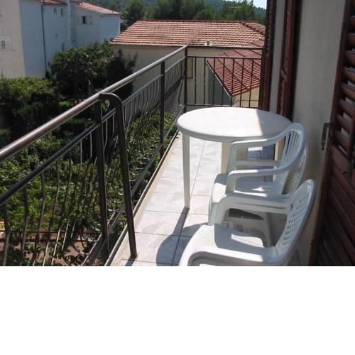 Apartments by the sea Rogoznica - 9127