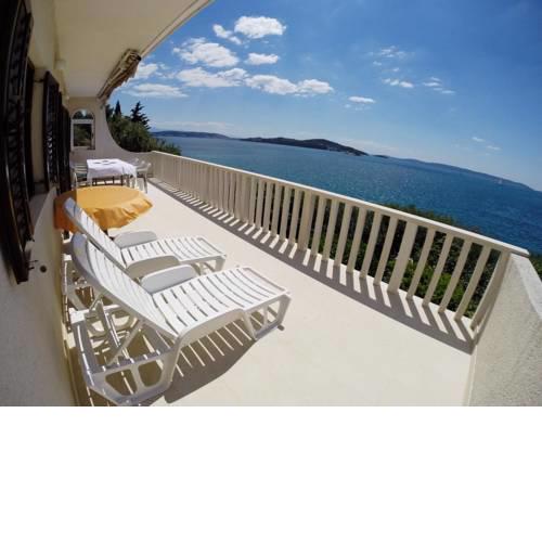 Apartments by the sea Seget Vranjica, Trogir - 941