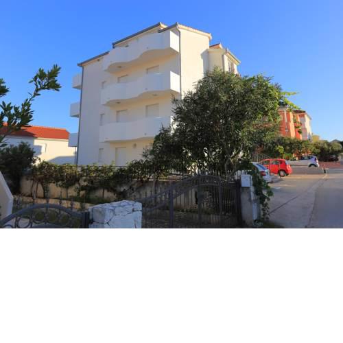 Apartments by the sea Sevid, Trogir - 17899