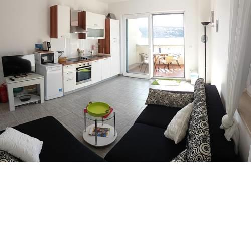 Apartments by the sea Stara Novalja, Pag - 17181