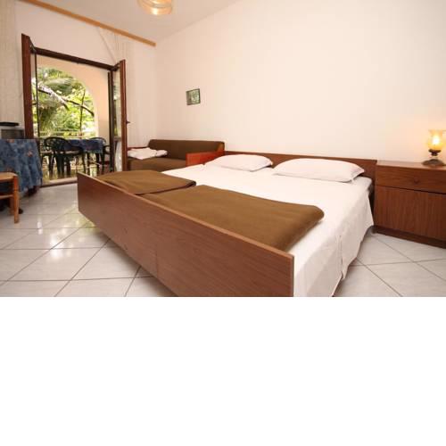 Apartments by the sea Starigrad, Paklenica - 6592