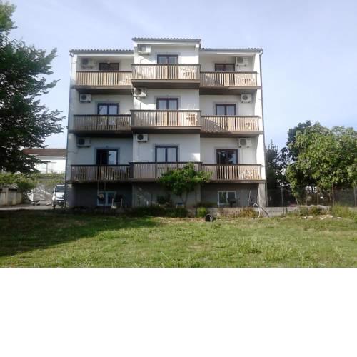 Apartments by the sea Sveti Filip i Jakov, Biograd - 17114
