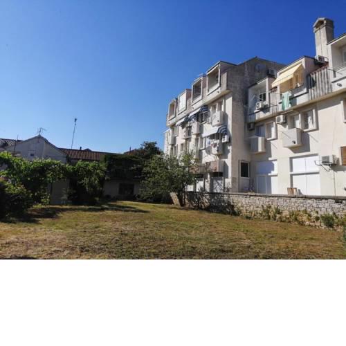 Apartments by the sea Sveti Filip i Jakov, Biograd - 17676