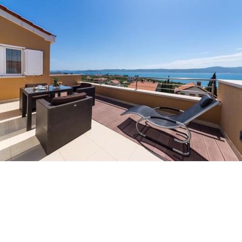 Apartments by the sea Sveti Petar, Biograd - 16852