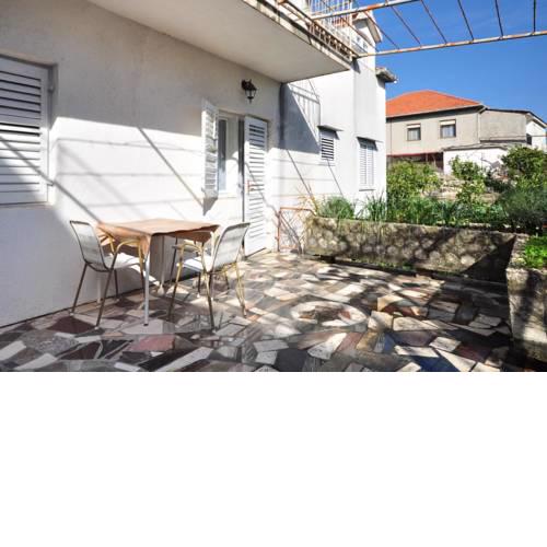 Apartments by the sea Trpanj, Peljesac - 15995