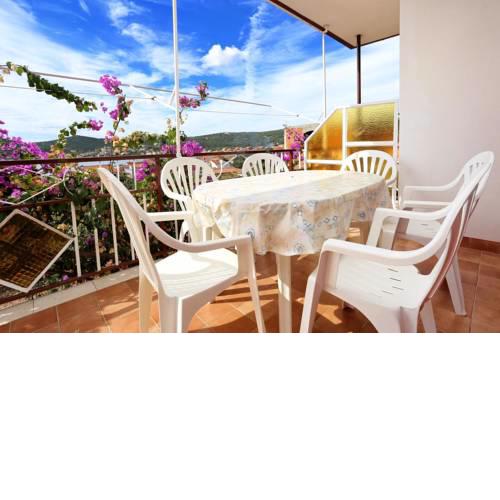 Apartments by the sea Vinisce, Trogir - 10241