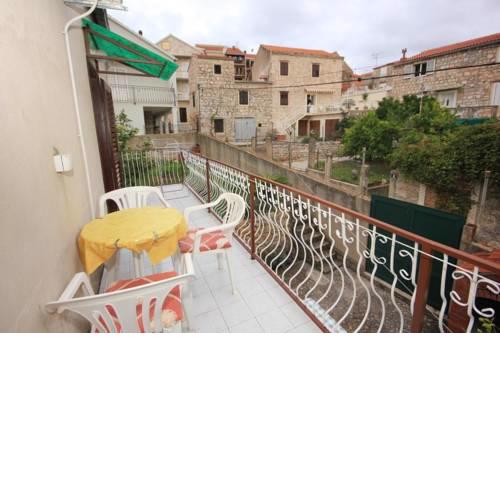 Apartments by the sea Vis - 2457
