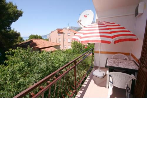 Apartments by the sea Zaostrog, Makarska - 6799