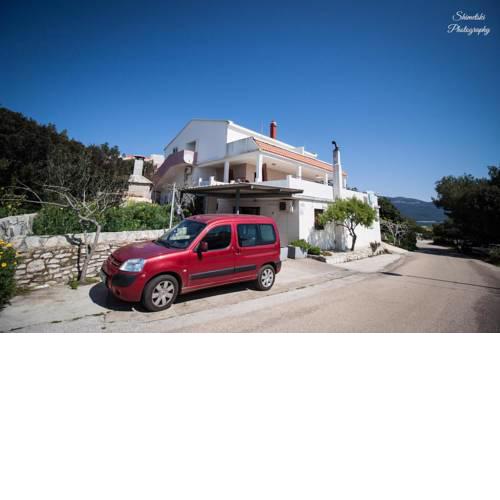 Apartments by the sea Zavalatica, Korcula - 247