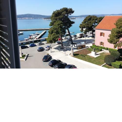 Apartments Čirjak