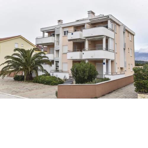 APARTMENTS CoCo