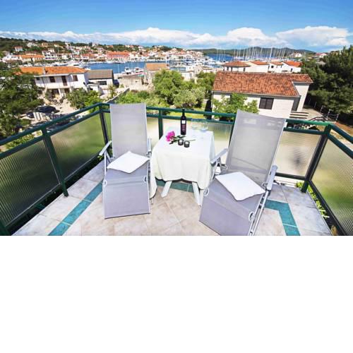 Apartments Crvelin