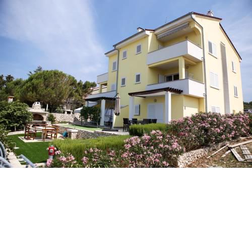 Apartments Darijan