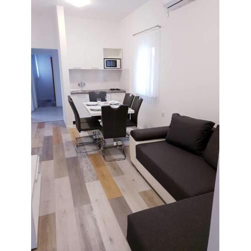 Apartments Davorka I