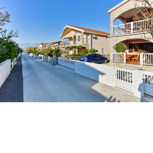 Apartments Delač