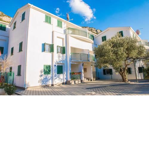 Apartments Denis