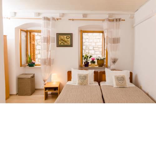 Apartments Divina