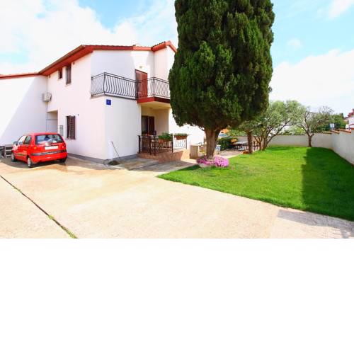 Apartments Ema