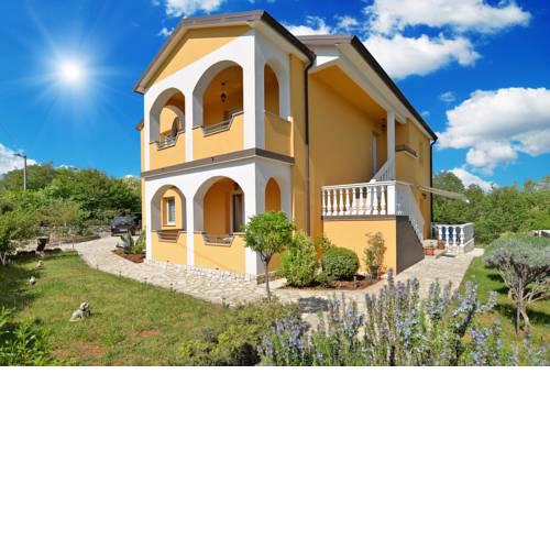 Apartments Esad 1613