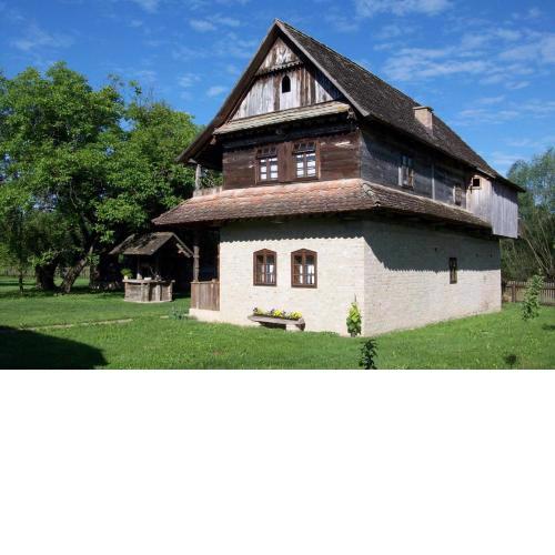 Apartments for families with children Lonja, Moslavina - 14645