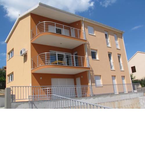Apartments Franić