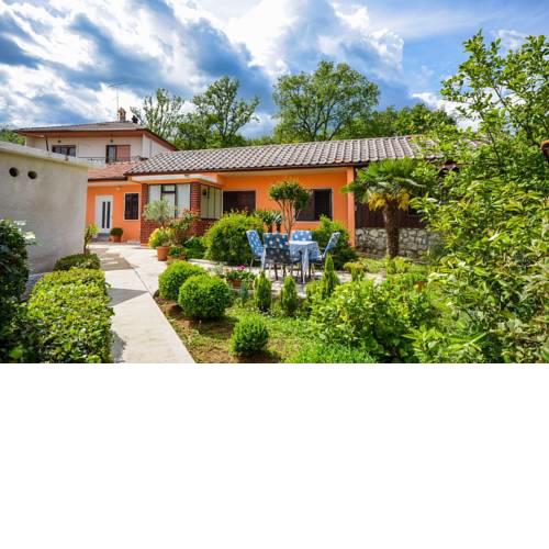 Apartments Franjo