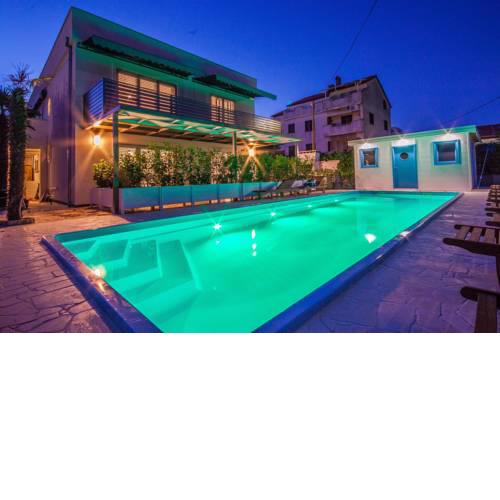 Apartments Gardelin Superior 2